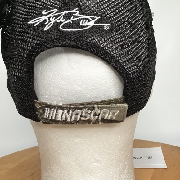 Kyle Busch #18 Blackout Camo/M & M'S Joe Gibbs Racing team issued cap NASCAR NWT - Picture 11 of 15